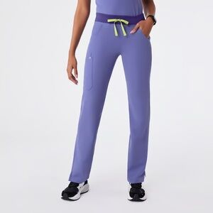 Figs Blueberry made Cargo Scrub Bottoms, Size Medium